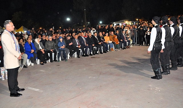 GAZİANTEP'TE KARADENİZ FIRTINASI ESTİ