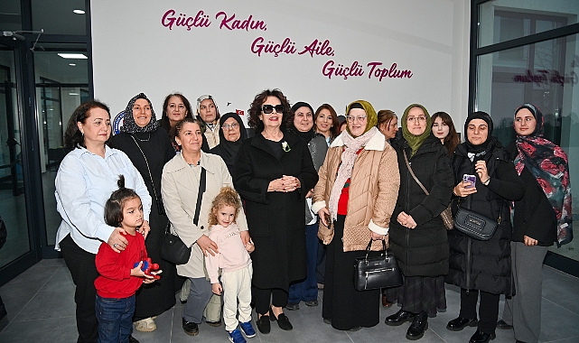 HÜLYA KOÇYİĞİT'TEN KADIN YAŞAM MERKEZİ'NE ÖVGÜ