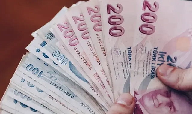 MEMUR VE EMEKLİLERE NE KADAR ZAM YAPILACAK?