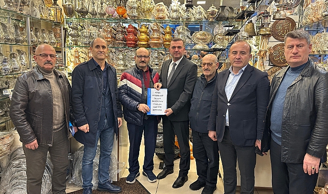 MHP TRABZON HEYETİ ESNAFI DİNLEDİ