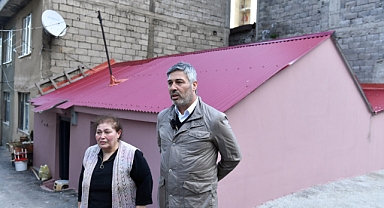 ORTAHİSAR BELEDİYESİ, İHTİYAÇ SAHİBİ VATANDAŞIN EVİNİ YENİLEDİ