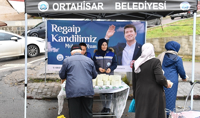 ORTAHİSAR BELEDİYESİ'NDEN LOKMA VE KANDİL SİMİDİ İKRAMI