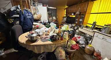 ORTAHİSAR’DA 3 ÇÖP EV BOŞALTILDI, TONLARCA ATIK ÇIKARILDI