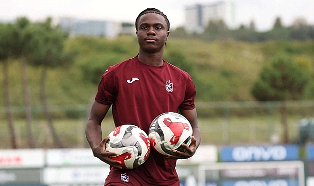 OULAİ ZİRVEYE ÇIKTI