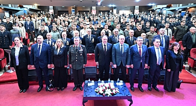 ÖZTÜRKLER: KIBRIS TÜRK HALKI VATANINDAN HİÇBİR ZAMAN VAZGEÇMEDİ 