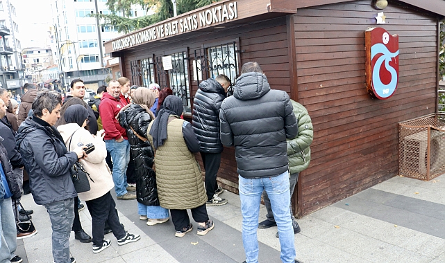 TARAFTARLAR GİŞELERE KOŞTU... BİLETLER TÜKENDİ