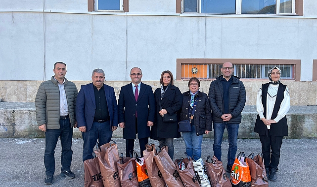 TRABZON GÜMÜŞHANELİLER DERNEĞİ’NDEN ÖRNEK DAVRANIŞ