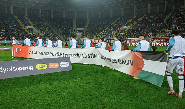 TRABZONSPOR'DAN FİLİSTİN'E DESTEK: ASLA YALNIZ YÜRÜMEYECEKSİN