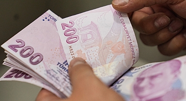 TÜRKİYE’DE ASGARİ ÜCRET 23 YILDA REEL OLARAK 2,2 KAT ARTTI