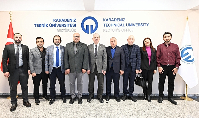 TÜRKİYE'DE 'DİJİTAL HASTANE' SÜRECİ KTÜ'DE ELE ALINDI