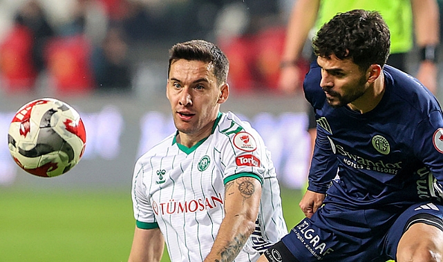 UMUT NAYİR FIRTINA'YA DOĞRU