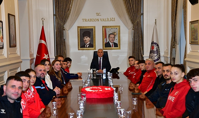 VALİ YILDIRIM BAŞARILI SPORCULARI AĞIRLADI