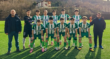 YEŞİL ARTVİNSPOR'UN GENÇLERİ ÇOK FARKLI