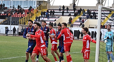 1461 TRABZON FK, DEPLASMANDA 1 PUANA RAZI 