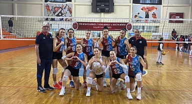 BORDO MAVİLİ SULTANLAR LİDERLİK MAÇINA ÇIKIYOR 