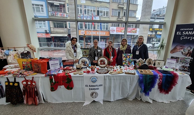 EL SANATLARI ÇARŞISI, KADIN GİRİŞİMCİLİĞİ İSTİHDAMI PROGRAMINA KATILDI