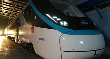 MİLLİ ELEKTRİKLİ HIZLI TREN 2026’DA RAYLARA İNİYOR
