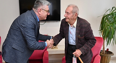 ORTAHİSAR BELEDİYESİ, HUZUREVİ SAKİNLERİNİN YENİ YILINI KUTLADI