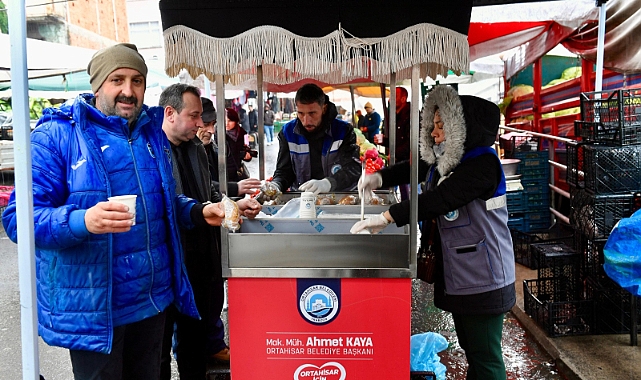ORTAHİSAR BELEDİYESİ'NDEN SOĞUK HAVADA SICAK ÇORBA İKRAMI 