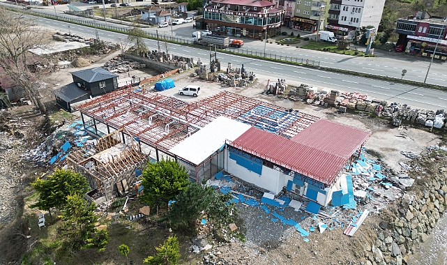 ARSİN'DE TARTIŞILAN O YAPI SÖKÜLDÜ