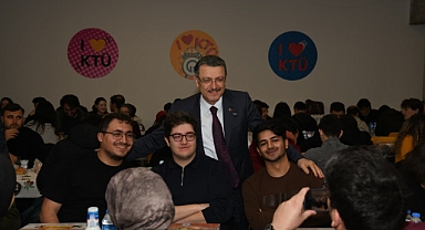 BAŞKAN GENÇ, KTÜ’LÜ ÖĞRENCİLERLE İFTAR SOFRASINDA BULUŞTU