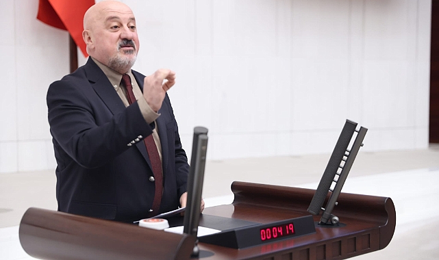 BAYRAKTUTAN: ARTVİN'İ KADERİNE TERK EDENLERİ ALLAH'A HAVALE EDİYORUM