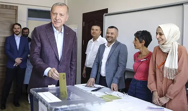 CUMHURBAŞKANI ERDOĞAN YENİDEN ADAY OLACAK MI?