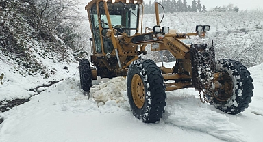 ORTAHİSAR’DA KARLA MÜCADELE ÇALIŞMALARI SÜRÜYOR