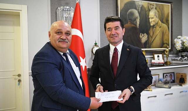 ORTAHİSAR'IN BURS KAMPANYASINA PAZARCI ESNAFINDAN ANLAMLI DESTEK