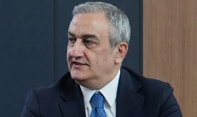 UZMANLAR UYARDI: ÇOCUKLARINIZIN KİŞİSEL VERİLERİNİ KORUYUN