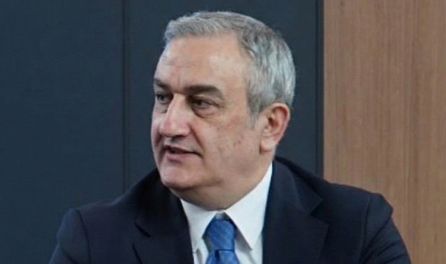 UZMANLAR UYARDI: ÇOCUKLARINIZIN KİŞİSEL VERİLERİNİ KORUYUN