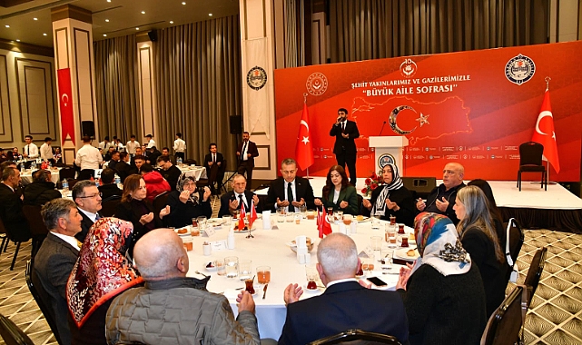 VALİ ŞAHİN ŞEHİT AİLELERİ VE GAZİLERLE İFTARDA BULUŞTU