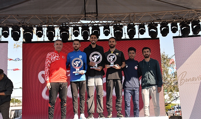 YARI MARATONDA ÖDÜLLER SAHİPLERİNİ BULDU