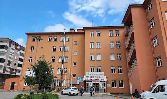 ARAKLI DEVLET HASTANESİNDE DOKTOR VE CİHAZ SIKINTISI! 