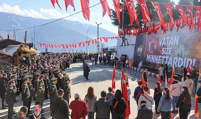 ARTVİN'DE ÇANAKKALE ŞEHİTLERİ ANILDI