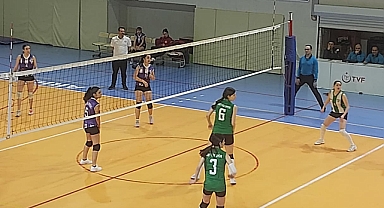 ARTVİN’İN GENÇ FİLENİN SULTANLARINDAN 3-0’LIK NET GALİBİYET