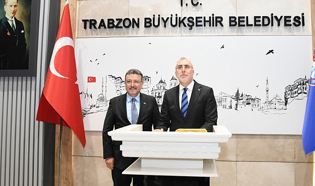 BAKAN IŞIKHAN’DAN TRABZON BÜYÜKŞEHİR BELEDİYESİ’NE ZİYARET