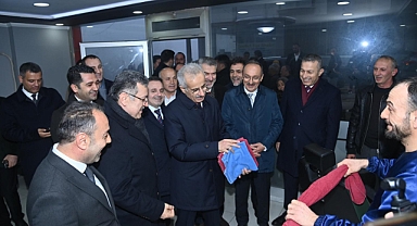 BAKAN URALOĞLU VE BAŞKAN GENÇ'TEN DÜZKÖY'E HİZMET SÖZÜ