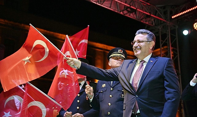 BAŞKAN GENÇ: İSTİKLAL MARŞI MİLLETİMİZİN BAĞIMSIZLIK İRADESİNİ YANSITIYOR