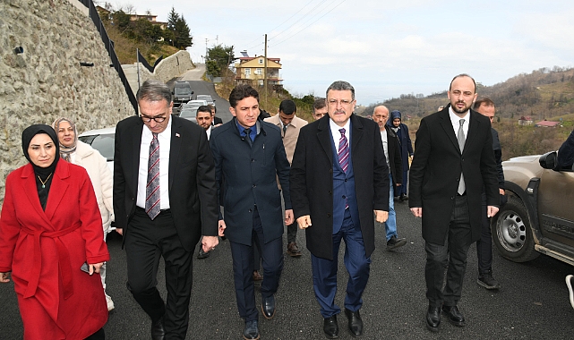 BAŞKAN GENÇ SÜRMENE'DE ÇALIŞMALARI İNCELEDİ