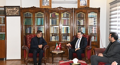 BAŞKAN GENÇ’TEN İRAN BAŞKONSOLOSLUĞU'NA TAZİYE ZİYARETİ