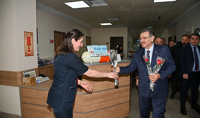 BAŞKAN GENÇ'TEN SAĞLIK ÇALIŞANLARININ TIP BAYRAMINI KUTLADI