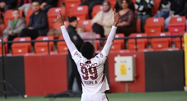 FELİPE AUGUSTO FIRTINASI! 