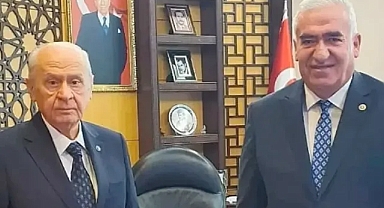 MHP'DE O VEKİL İSTİFA ETTİ! 