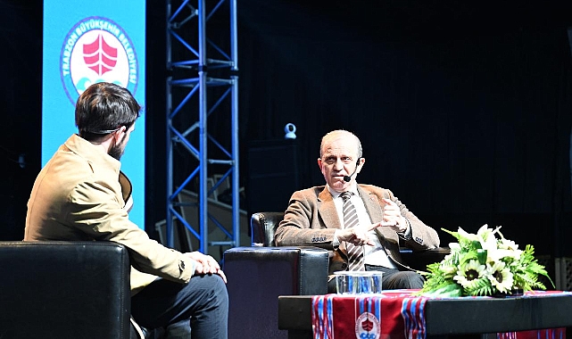 REKTÖRÜ ÇUVALCI, “TÜRKİYE’NİN KALKINMASINDA GENÇLERİN ROLÜ”NÜ ANLATTI