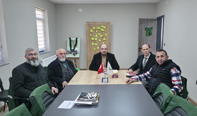 SAADET PARTİSİ RİZE'DEN YEŞİLAY'A ZİYARET