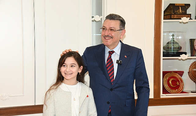 TRABZON'UN GURURU LİNA'DAN BAŞKAN GENÇ'E ZİYARET