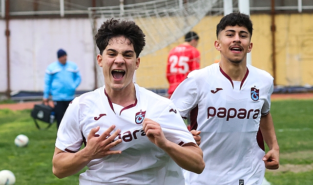 TRABZONSPOR'UN GENÇLERİ 3 PUANI KAPTI
