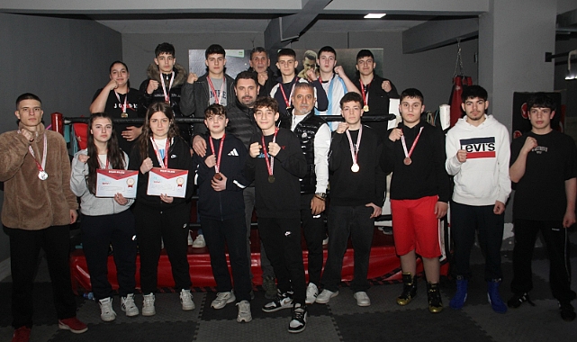 YILDIZ BOKS SPOR KULÜBÜ 6 YILDA ZİRVEYE YÜKSELDİ
