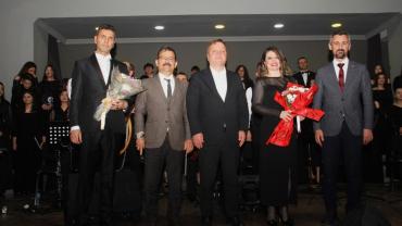 AKÇAABAT GÜZEL SANATLAR LİSESİ'NDEN MÜZİK ZİYAFETİ